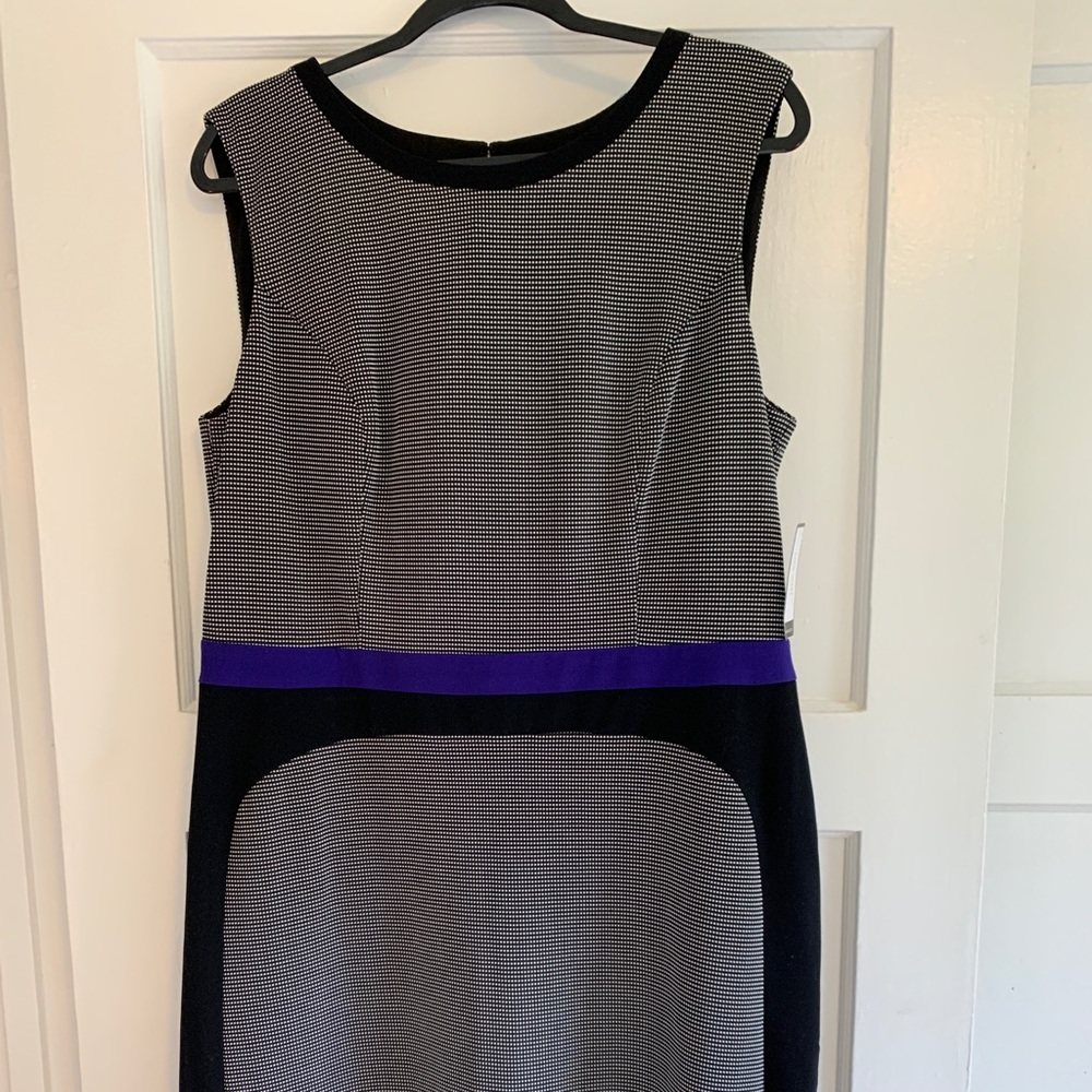 Sleeveless dress by Nine West - New with tags 💖
